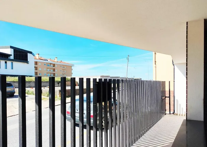 Apartment By The Sea